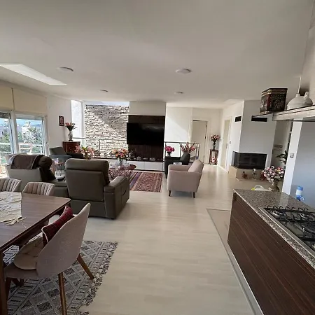 2-storey With Pool In * בודרום