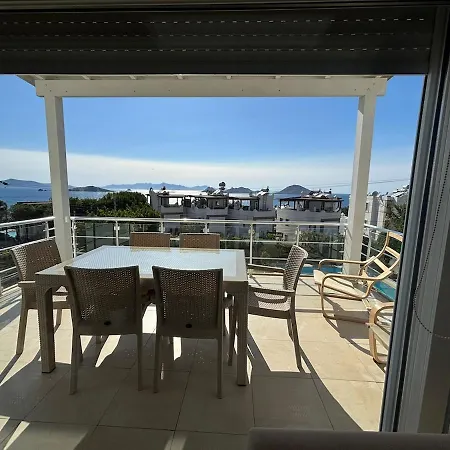 2-storey With Pool In Bodrum