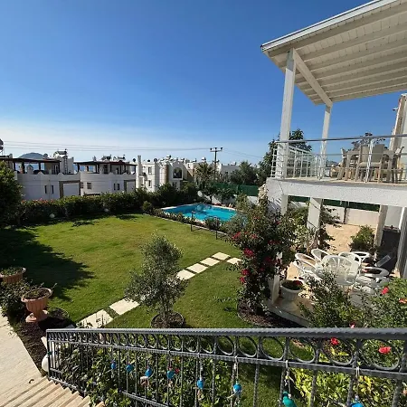 2-storey With Pool In *